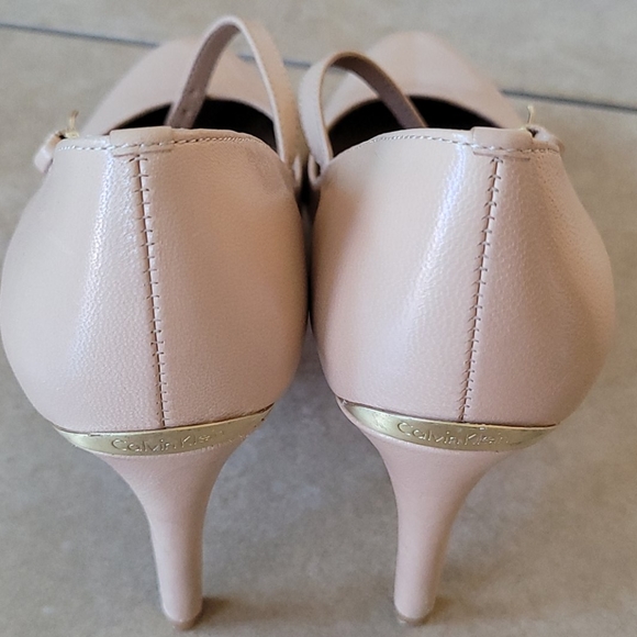 Calvin Klein heels - Picture 4 of 4